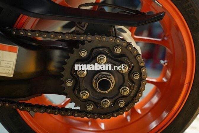 Quái thú KTM Super Duke 1290R GEN1 DKLD 2022