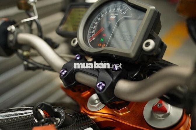 Quái thú KTM Super Duke 1290R GEN1 DKLD 2022