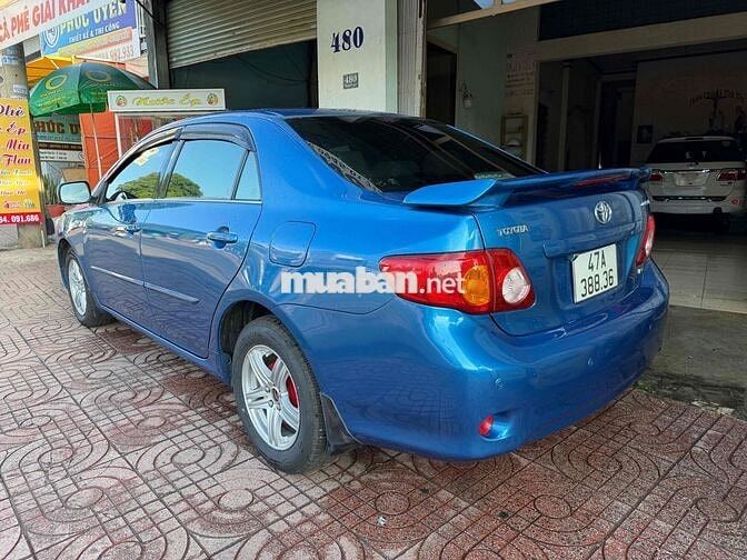 Toyota Corolla Altis 1.6 AT Xanh