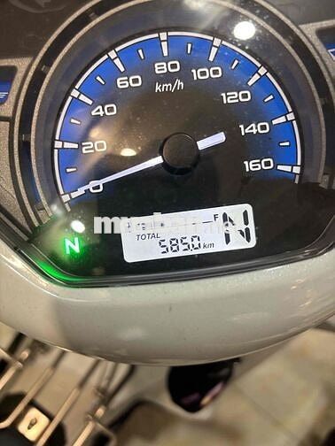 Honda Wave 125 cuối 2025  .Trắng odo 500km
