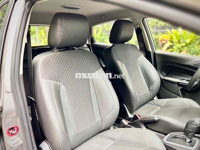 Ford Fiesta S Sport Titanium 2015 Xám Ghi 45.000