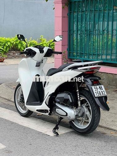 Xe SH 125 cbs 2022 BSTP odo thấp chính chủ