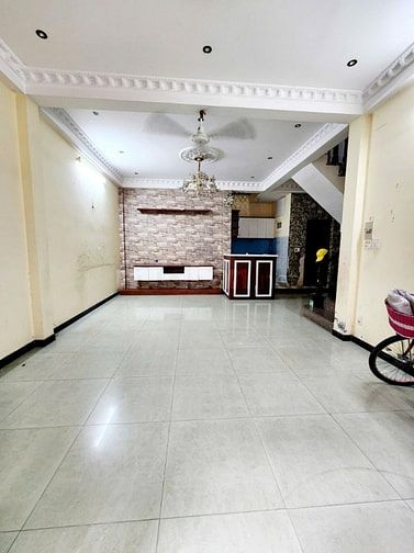 Nhà đẹp Tô Hiến Thành chỉ hơn 6 tỷ 43m x 4 tầng khu dân trí