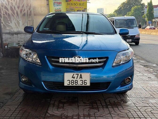Toyota Corolla Altis 1.6 AT Xanh