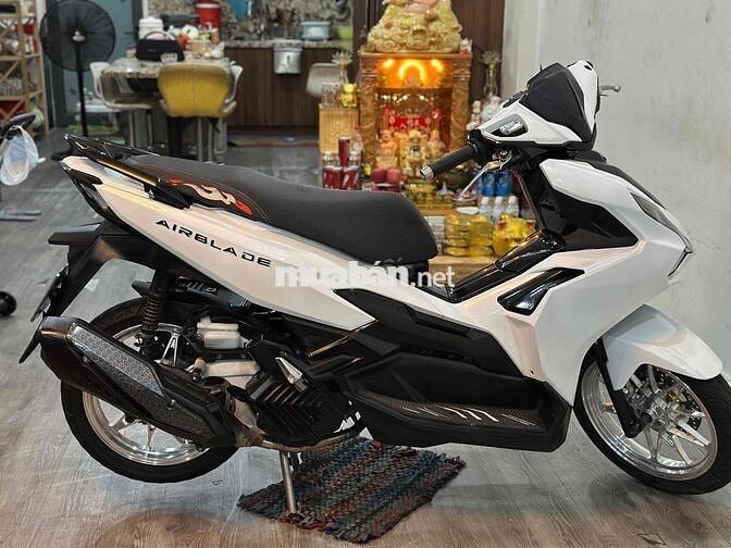 Ab 4val 2023 trắng đen siêu đẹp máy rin nx đưa 15t