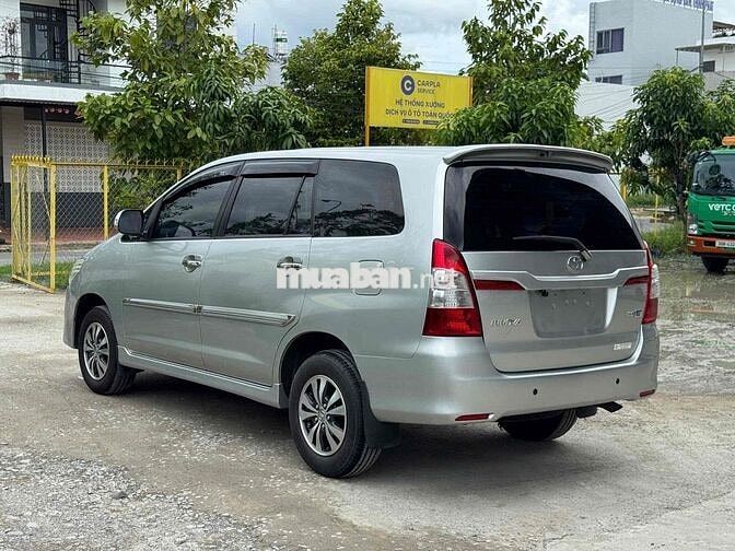 Toyota Innova E MT 2015