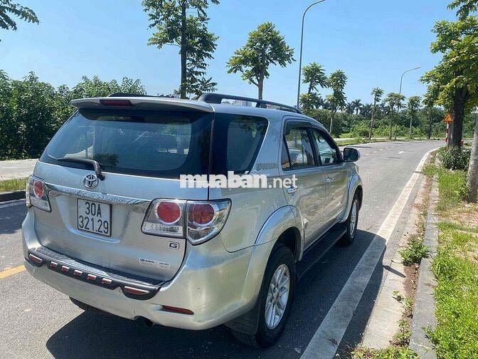 Toyota Fortuner 2014 Bạc