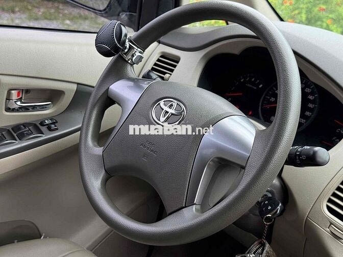 Toyota Innova E MT 2015