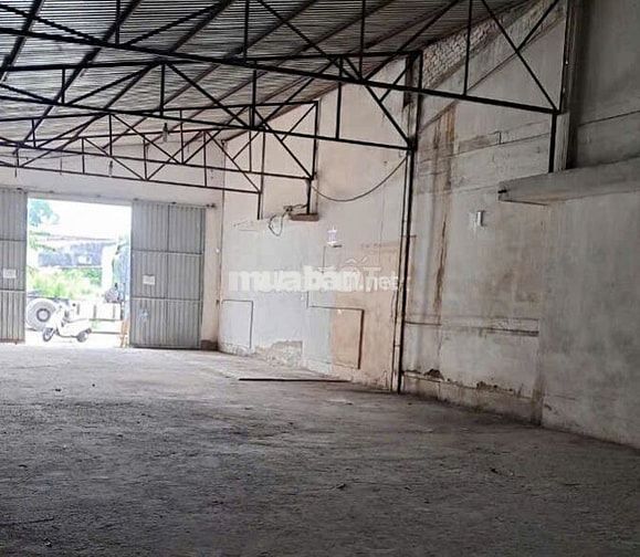 Cho thuê kho Bùi Văn Ba, Quận 7 – 200m2 – có PCCC, bảo vệ 24/7
