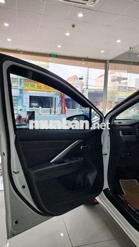 Mitsubishi Xpander Premium 2024 Trắng