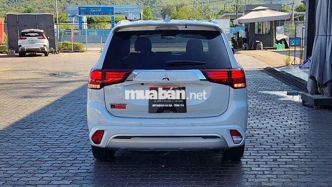 Mitsubishi Outlander 2024 2.0 CVT
