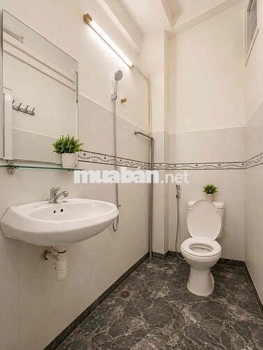 Chính Chủ Cho Thuê Căn Hộ Chung Cư Quận 11 ( Phòng Ngủ Ban Công 38m2 )