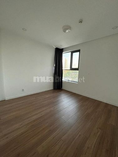 Cho thuê C/hộ 2PN NTCB dự án D'Lusso Quận 2 cũ giá chỉ 14 triệu