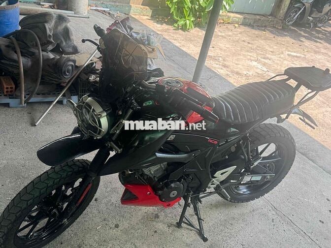 Suzuki GSX S150 Đỏ Đen