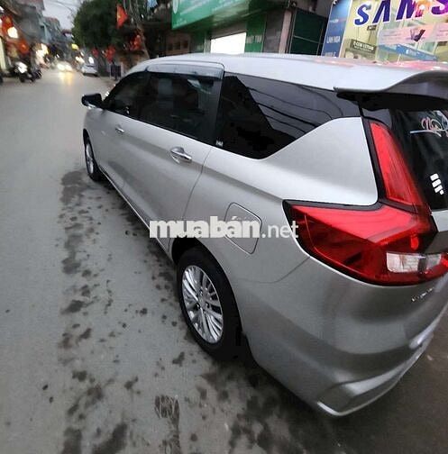 Suzuki Ertiga Bạc 7 chỗ Tự động