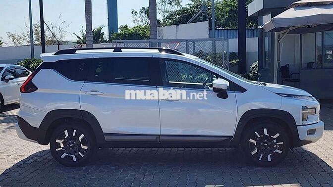 Mitsubishi Xpander Cross 2025 Trắng