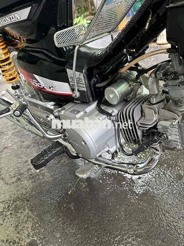 Honda Dream Super Đen Mới