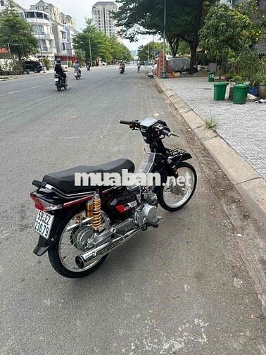 Honda Dream Super Đen Mới