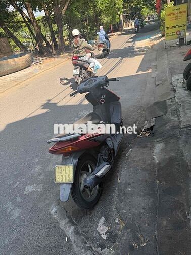 Honda Click màu Đỏ
