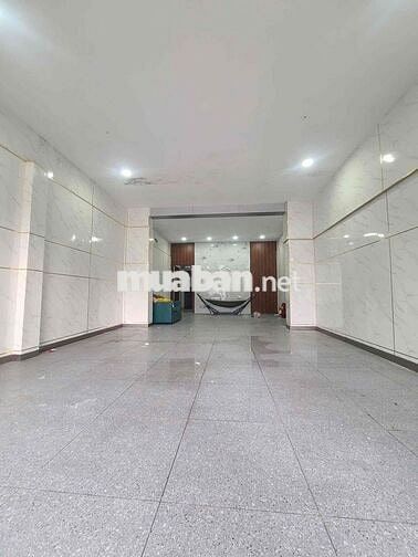 Cho Thuê Nhà 4 Phòng Ngủ Mặt Tiền KD Đa Nghành Khu Sinh Viên ĐH BDG