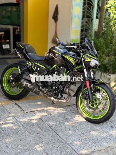 Kawasaki Z650 đời mới Odo 5.000 km zin 99%
