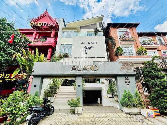 🔥 TÒA NHÀ HOA ĐÀO - PHAN XÍCH LONG - 8x18m - HẦM 3 TẦNG - 77 TRIỆU