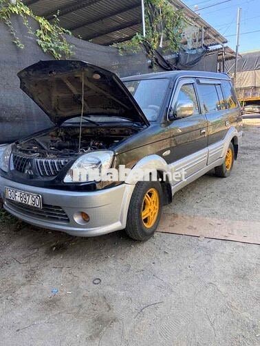 Mitsubishi Jolie Đen