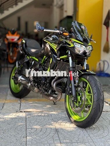 Kawasaki Z650 đời mới Odo 5.000 km zin 99%