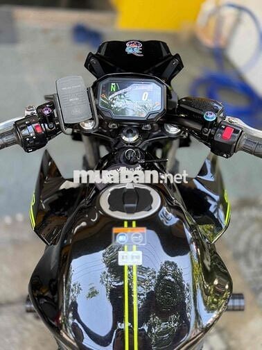Kawasaki Z650 đời mới Odo 5.000 km zin 99%
