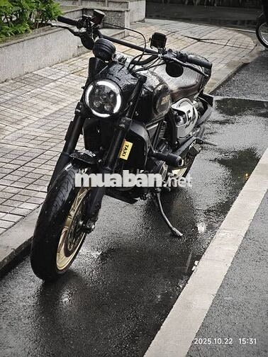 Ducati Scrambler Cafe Racer Đen