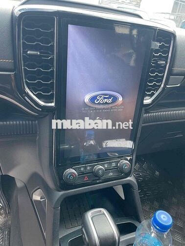 Ford Ranger Wildtrak 2023 Vàng 66974 km