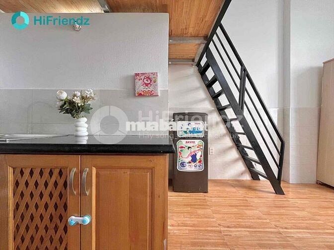 Phòng trọ có gác gần KCX, Lotte, cửa sổ trời, giá rẻ Lâm Văn Bền