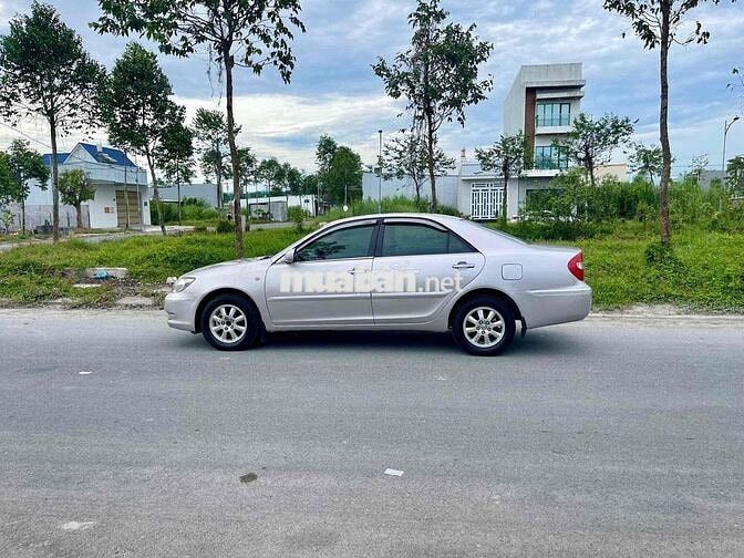 Toyota Camry 2.4G Modell 2003