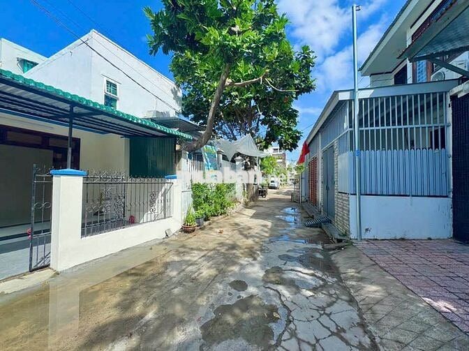 Bán căn nhà ở gần nhà thờ Sơn Lộc - Tân Phú Trung 96,7m2 SHR giá 980tr