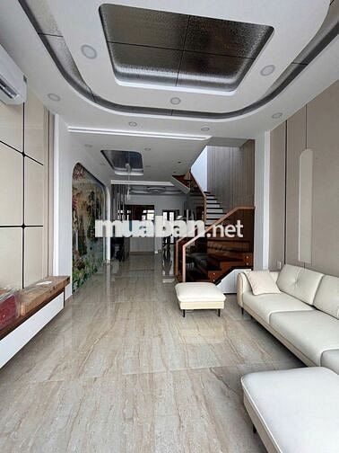 Cần bán gấp căn nhà ở Đinh Đức Thiện