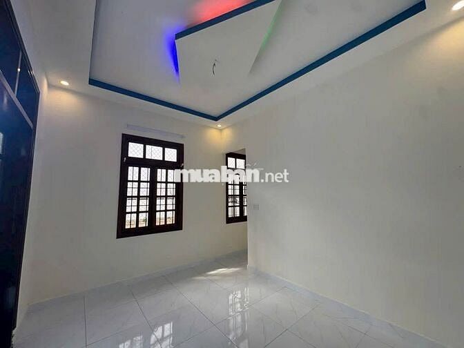 Bán căn nhà ở gần nhà thờ Sơn Lộc - Tân Phú Trung 96,7m2 SHR giá 980tr