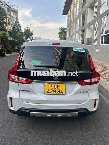 Suzuki XL7 Trắng 7 chỗ 40837 km