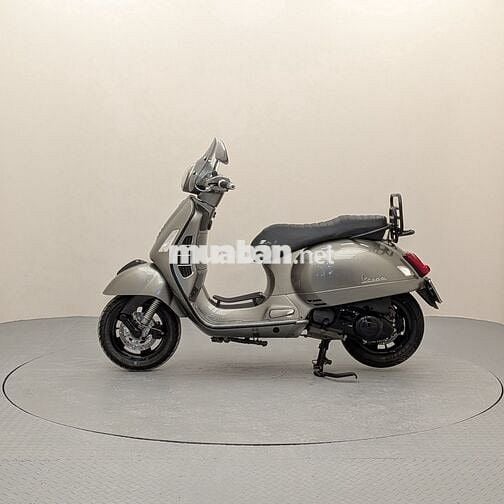 VESPA GTS 300 ABS - 2018 -25.00KM - BSTP 