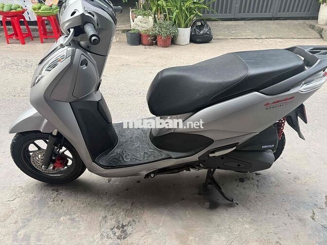 Honda Lead 4val 2024 Xám Zin