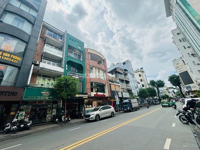 🔥  - Khan Hiếm 📍MT 385 Võ Văn Tần, Phường 5, Quận 3