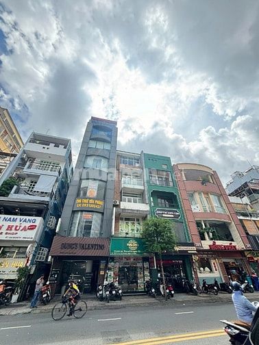 🔥  - Khan Hiếm 📍MT 385 Võ Văn Tần, Phường 5, Quận 3