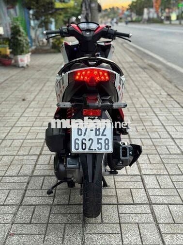 Honda Vario 150 2021 Trắng đỏ máy zin biển 67