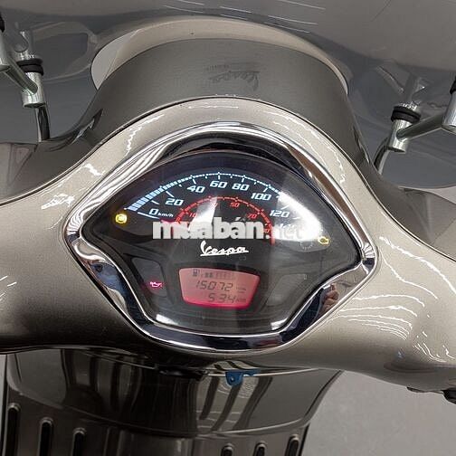 VESPA GTS 300 ABS - 2018 -25.00KM - BSTP 