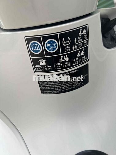 Honda SH 125 2023 Trắng bán trả góp
