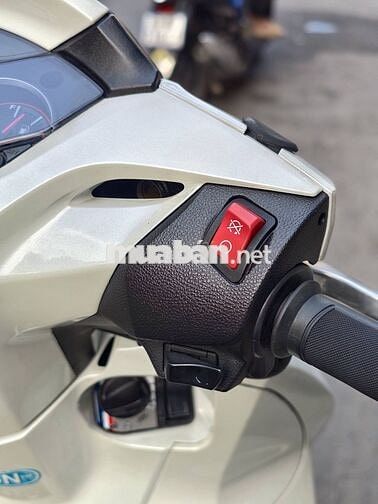 Honda Sh 300i 2019 trắng zin BSTP ngay chủ ký