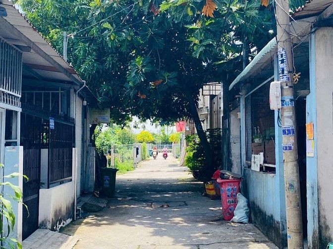 Nhà đẹp đường Thạnh Xuân 13, DT 4,2x15m, HXH