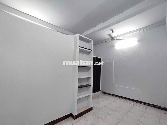 Gấp Bán Biệt Thự Bình Chiểu - Hẻm Xe Tải - Sổ Riêng Hoàn Công