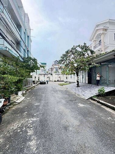 Bán nhà mặt  đường Phường 7 Quận 8