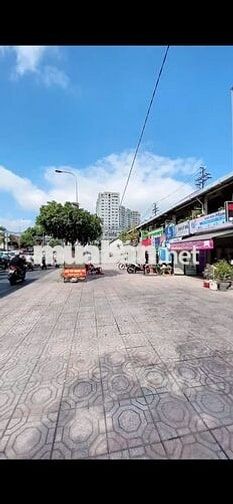 Cho thuê phía trước tiệm giặt sấy để kinh doanh