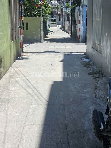 Mình bán gấp nhà 2 mặt kiệt 94m2 ( 10m2 Ngoài sổ ) kiệt Hà Huy Tập 